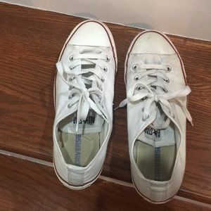 White Lowtop Converse